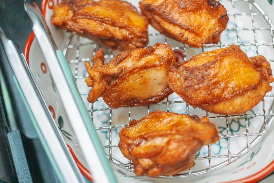 How to Fry Chicken Safely at Home